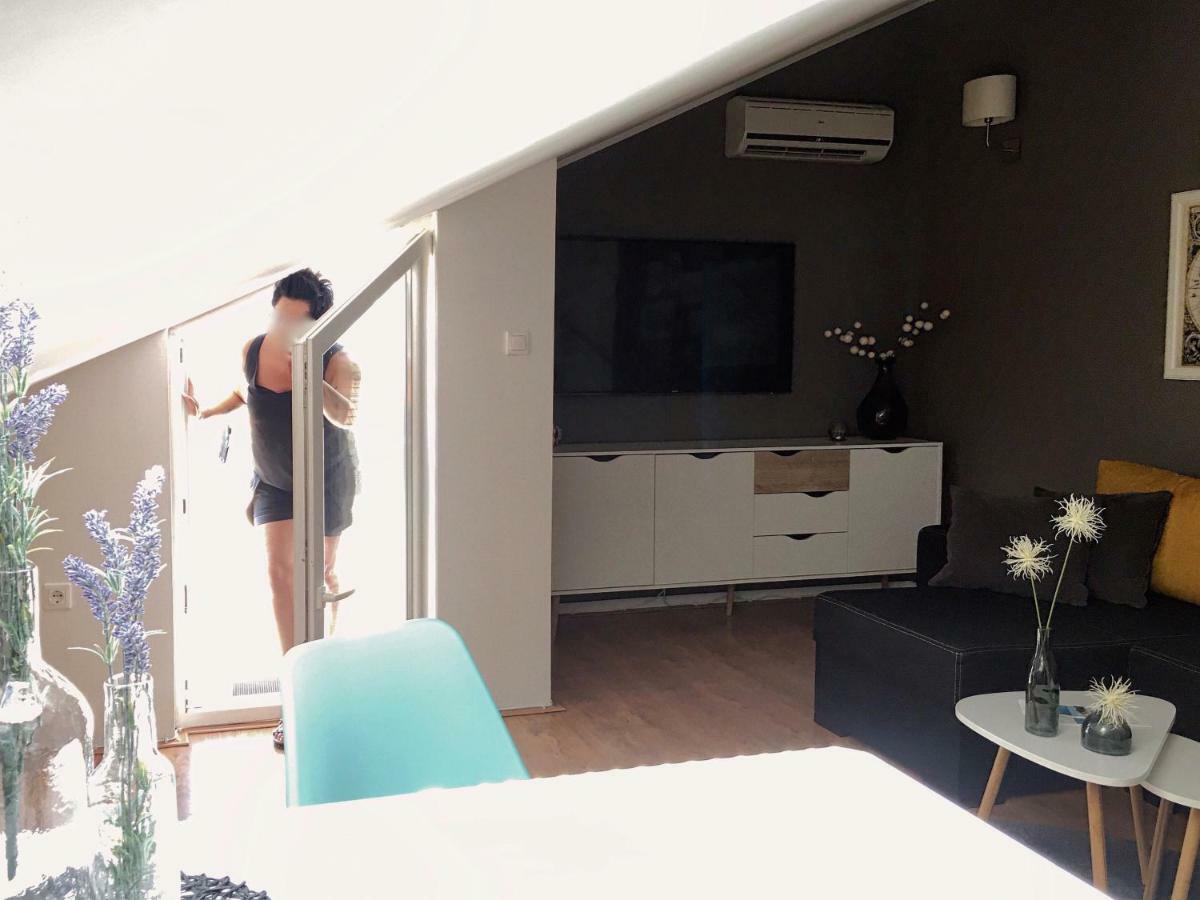 Sunset Hill Apartment Zara Esterno foto